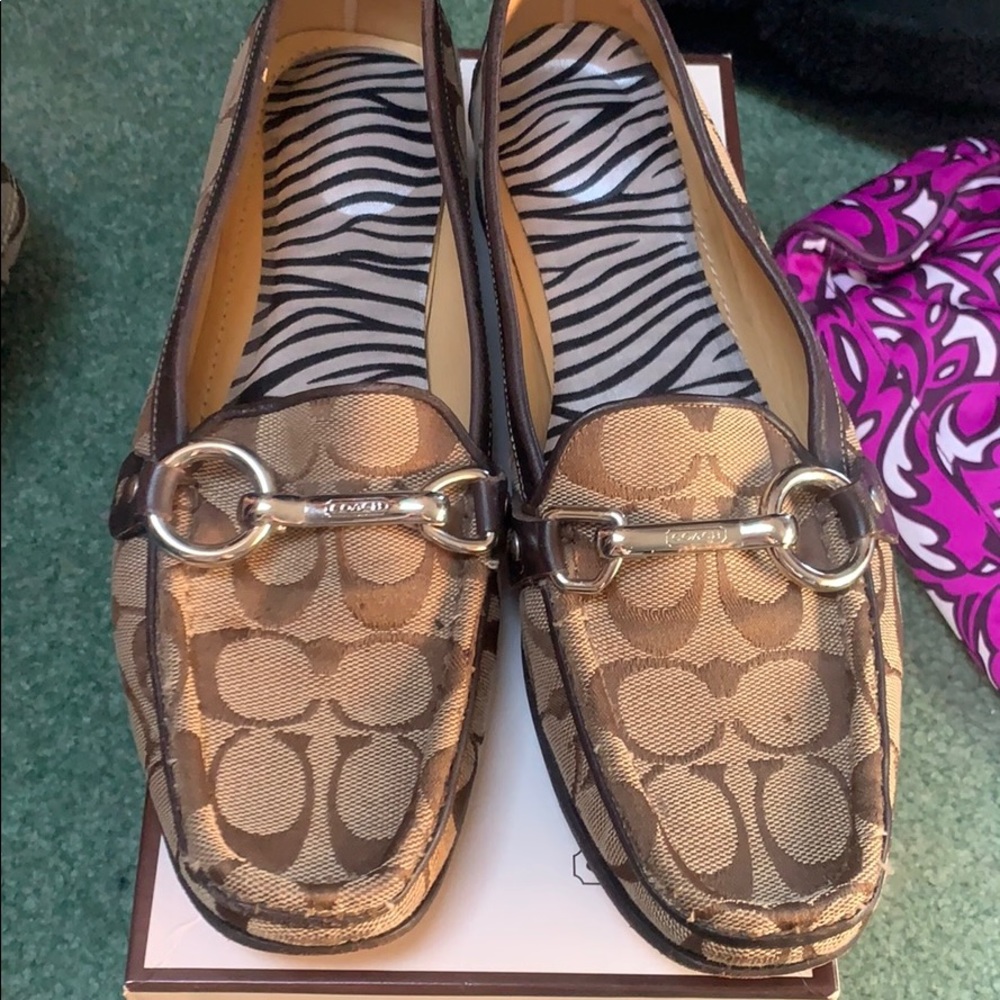 Used coach Emma shoes